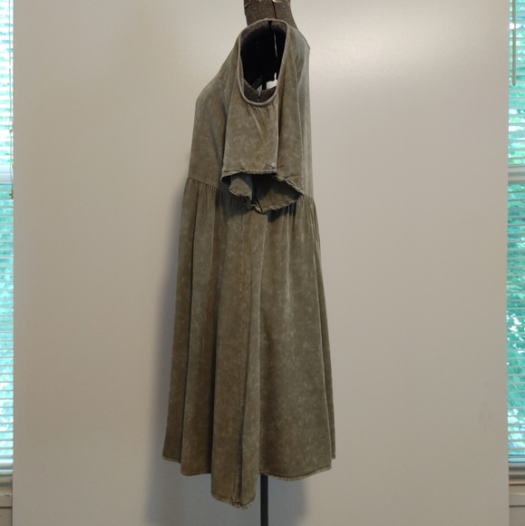 Paper Crane sage green boho cold shoulder short sleeve dress - Picture 2 of 10